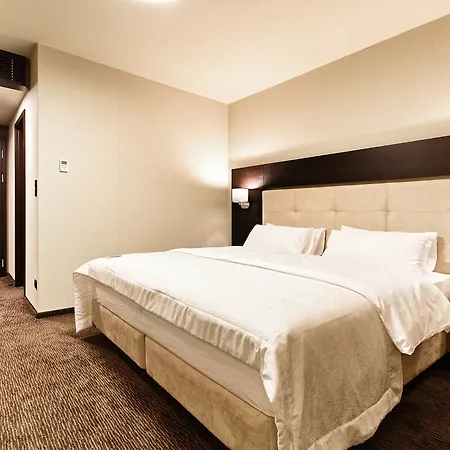 Hotel Victory